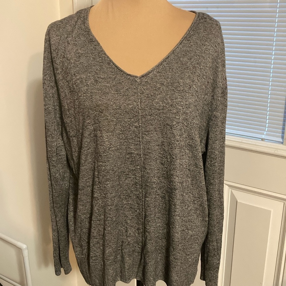 Apt 9 V Neck Long Sleeve Top
